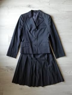 【美品】マーガレットハウエル スカートスーツのサムネイル