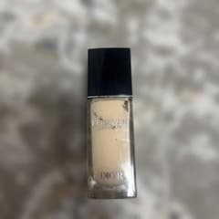 Dior ディオールスキン フォーエヴァー フルイド グロウ 0Nのサムネイル