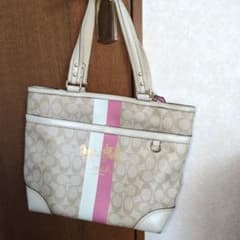COACH シグネチャー トートバッグのサムネイル