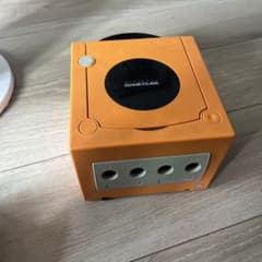 オレンジ ゲームキューブ 本体のサムネイル