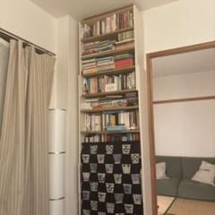 ニトリ nitori 安心の壁面突っ張り式書棚 (75cm) ニトリ nitori 安心の壁面突っ張り式書棚 (75cm) - メルカリ
