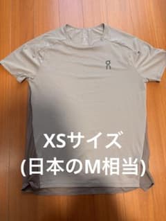 オン On Performance-T ランニングシャツ XSサイズ