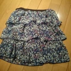 花柄 スカートのサムネイル