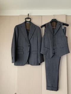 アルフレッド・ブラウン  CLASSICO TAPERED スリーピーススーツのサムネイル