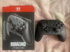 Nintendo Switch Proコントローラー バイオハザード レクイエムのサムネイル