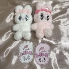 エスターバニー ぬいぐるみマスコット 2種セットのサムネイル