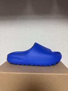 adidas YEEZY Slide "Azure"のサムネイル