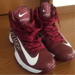 NIKE バッシュのサムネイル