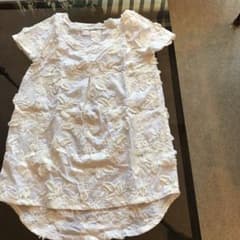 ナラカミーチェの半袖白の刺繍チュニックのサムネイル