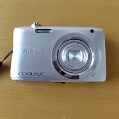 ジャンク品 Nikon COOLPIX A100 本体 デジタルカメラ - メルカリ