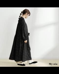 My:nia　マイニア　ドットプリントワンピース　ドットワンピースのサムネイル