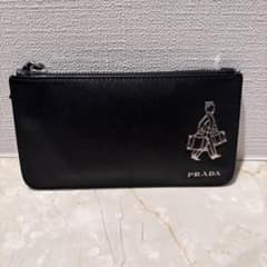 PRADA ブラックキーケース 箱・カード付き 話題 PRADA◇サフィアーノレザー キーケース カードスロット付 (PRADA