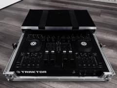 TRAKTOR KONTROLER S4 MK1 専用フライトケース付き - メルカリ