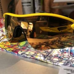 サングラス(Oakley)のサムネイル