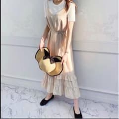 新品　マイバレンタイン　フリルワンピースのサムネイル