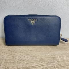 【kote様専用】プラダ 長財布 サフィアーノ ラウンドファスナー ブルーのサムネイル