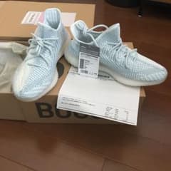 adidas YEEZY BOOST 350 V2 CLOUD WHIGTのサムネイル