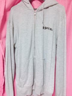 【R指定】パーカーのサムネイル