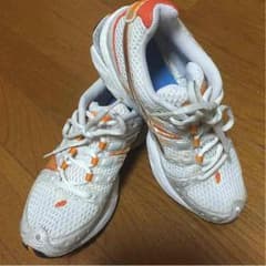 asics☆ランニングシューズ【送料込】のサムネイル