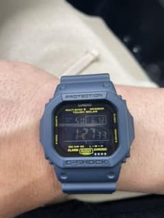 再値下げジーショック 電波ソーラー GW-M5610NV-2JF ブルーのサムネイル