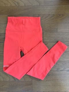arさま専用★美品★ゼクシィミックス★ハイウエストオレンジレギンスMサイズのサムネイル