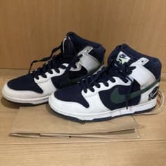 【NIKE】DUNK HIGH ハイカットスニーカー ネイビー/ホワイトのサムネイル