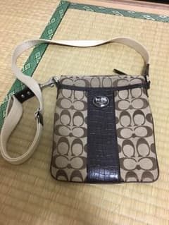 COACH ショルダーバッグのサムネイル