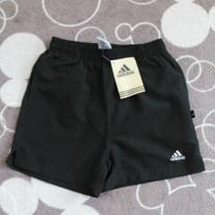 adidas　水着　黒140センチのサムネイル