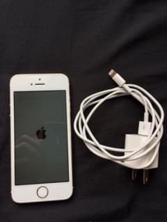 iPhone 5s Gold 16 GB au ジャンクのサムネイル