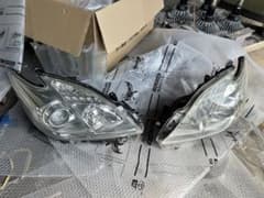30プリウス　ハロゲンヘッドライト　左右セットのサムネイル