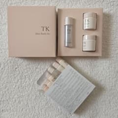 トライアルセット・サンプル MENARD AUTHENT Mini Bottle Set MENARD TK ミニボトル3点セット 6点サンプルセット付き - メルカリ