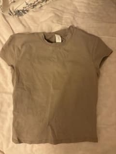 半袖 クロップド丈 Tシャツ　lululemonのサムネイル