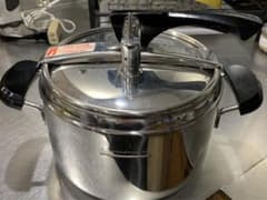 イタリア製圧力鍋ラゴスティーナのサムネイル