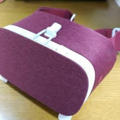 Google Daydream View Crimson Redのサムネイル