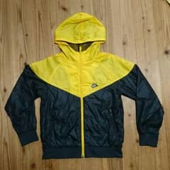 まりさん専用　NIKE　パーカー140のサムネイル