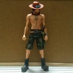 ワンピース フィギュア エースのサムネイル