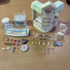 シルバニアファミリー　ワッフルクレープハウス　スイートケーキショップのサムネイル