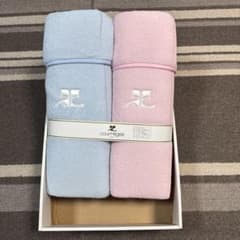 クレージュキルトケット 2Pセット 140cm✕190cm　未使用です。のサムネイル