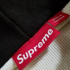 Supreme（シュプリーム） M　アーチロゴ サーマルジップ パーカーのサムネイル