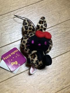ハローキティ　ぬいぐるみのサムネイル