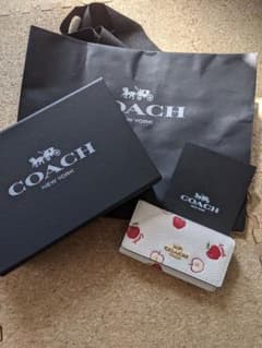 COACHキーケースのサムネイル