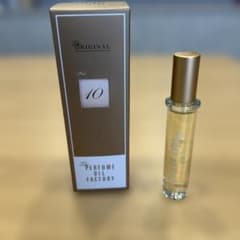 The Perfume Oil Factory No.10のサムネイル