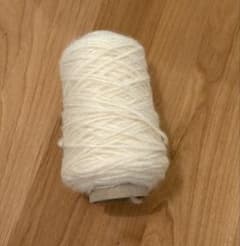 【専用出品】毛糸 [hus:] テリア 約67g ミルクのサムネイル