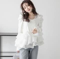 AMELY バルーンフリル付き長袖トップス ホワイトのサムネイル