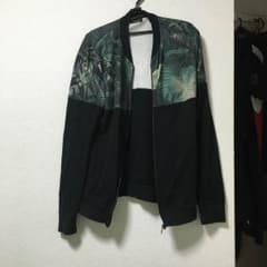 ZARAのサムネイル