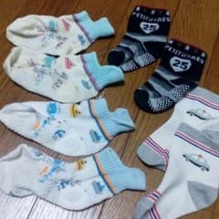赤ちゃん靴下のサムネイル