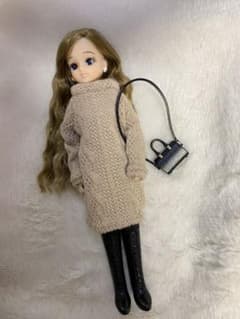 リカちゃん・アランニット風ワンピース（グレージュ）のサムネイル