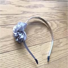 カチューシャ 結婚式のサムネイル