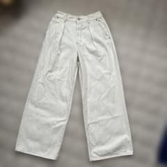 【GU】Light Denim Tucked Wide Pants L Off-White White Jeans