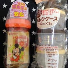 ピジョン、ベビーミッキー160ml哺乳瓶☆ミルクケースセット☆のサムネイル